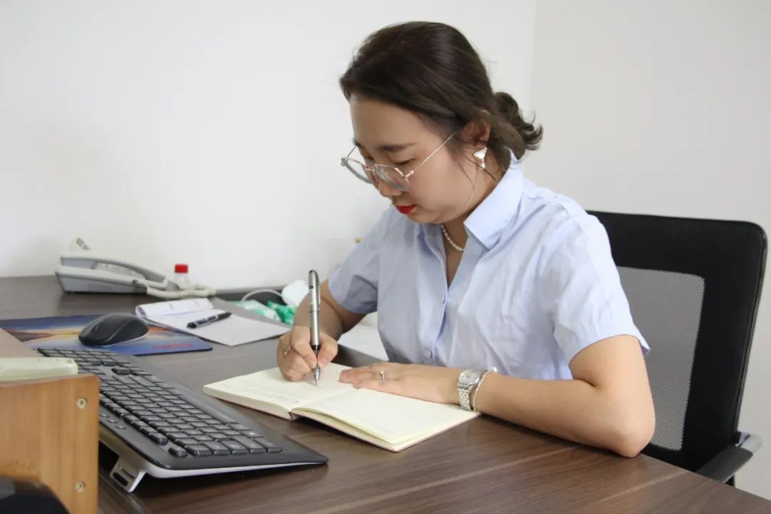 【向下扎根，向上生長(zhǎng)】宋佳嶺：十年磨劍，成就更好的自己